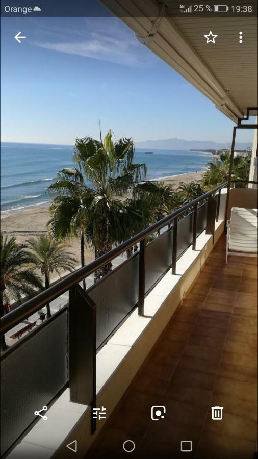 Apartamento Para 8 Sobre El Mar Διαμέρισμα Σαλού Εξωτερικό φωτογραφία